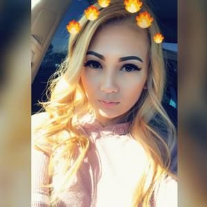 Meet your Posher, Lena